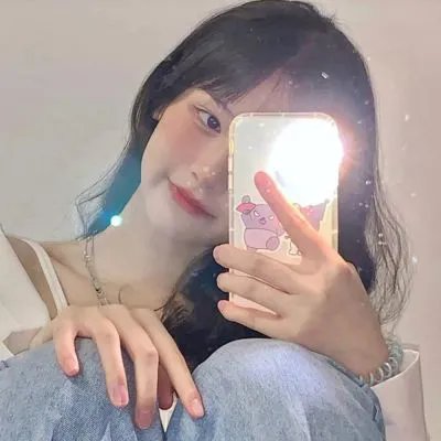 青青河畔草